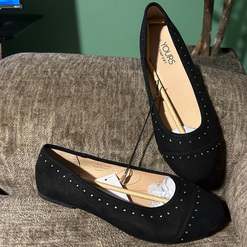 Extra Wide Black Suede Diamond Studded Flats - NWT